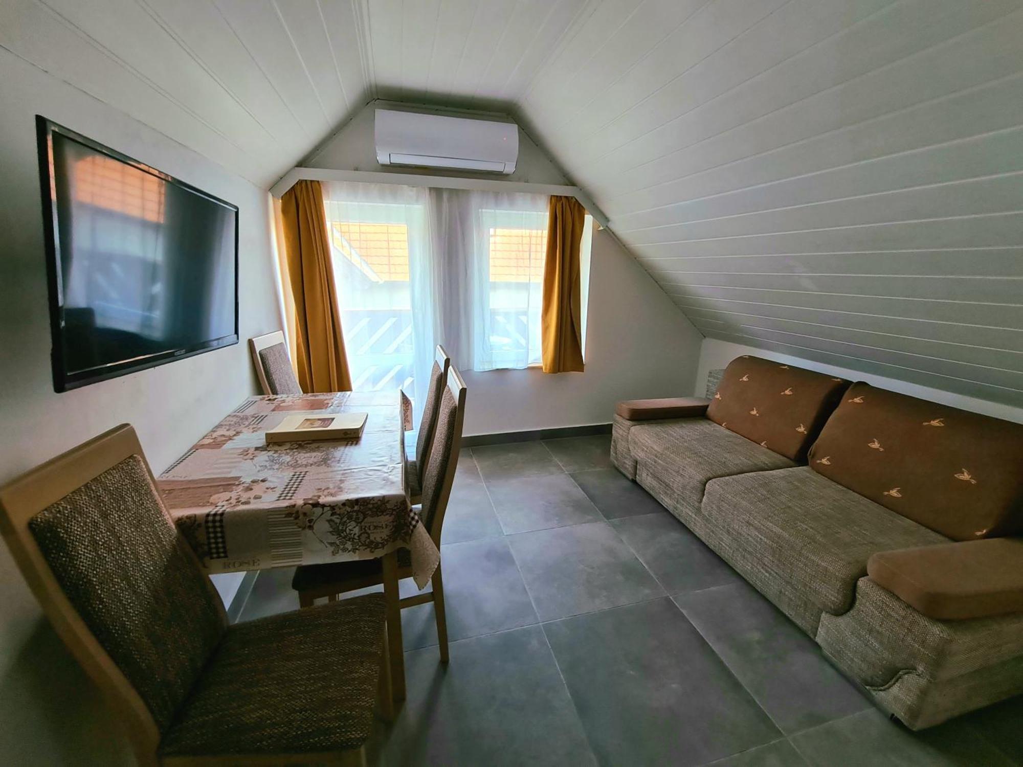 Regina Apartman Hegykő Εξωτερικό φωτογραφία
